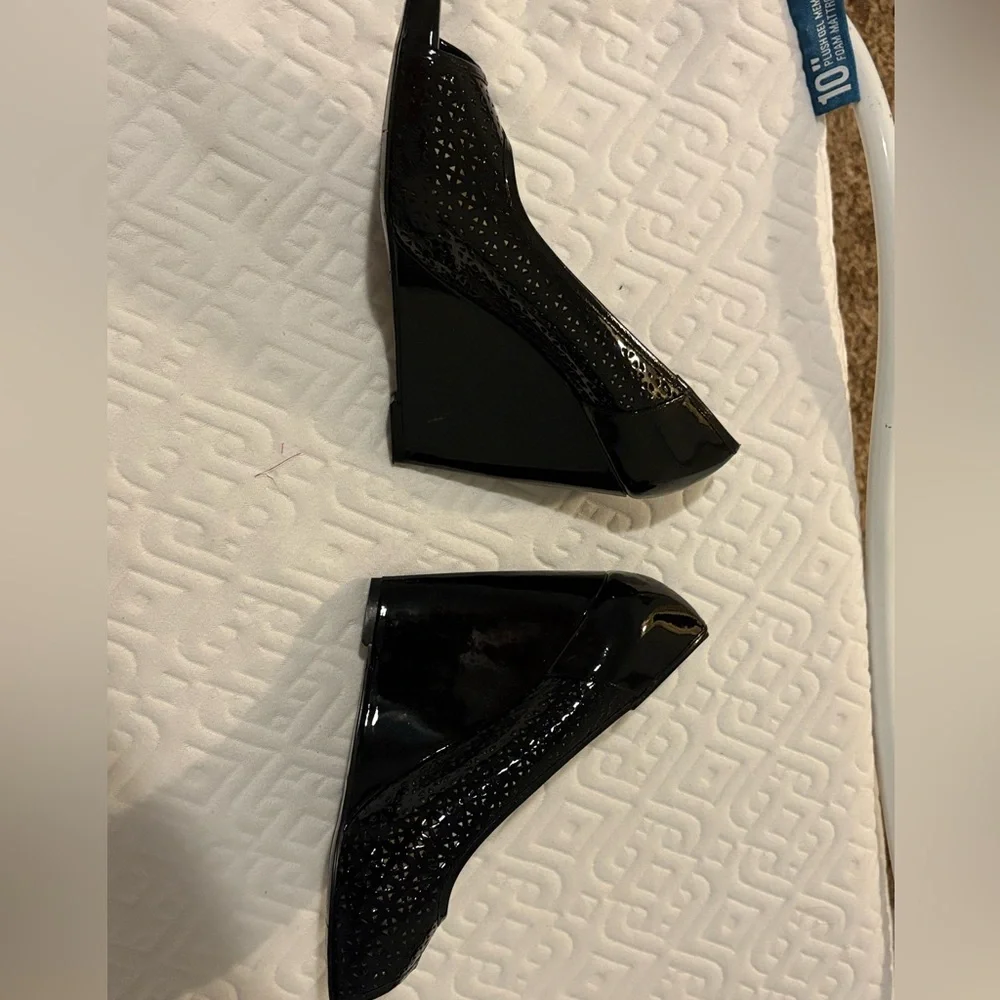Nine West small scuffs